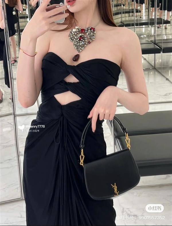 2026224192625864 800